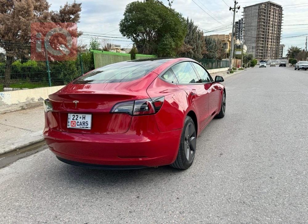 تسلا موديل 3